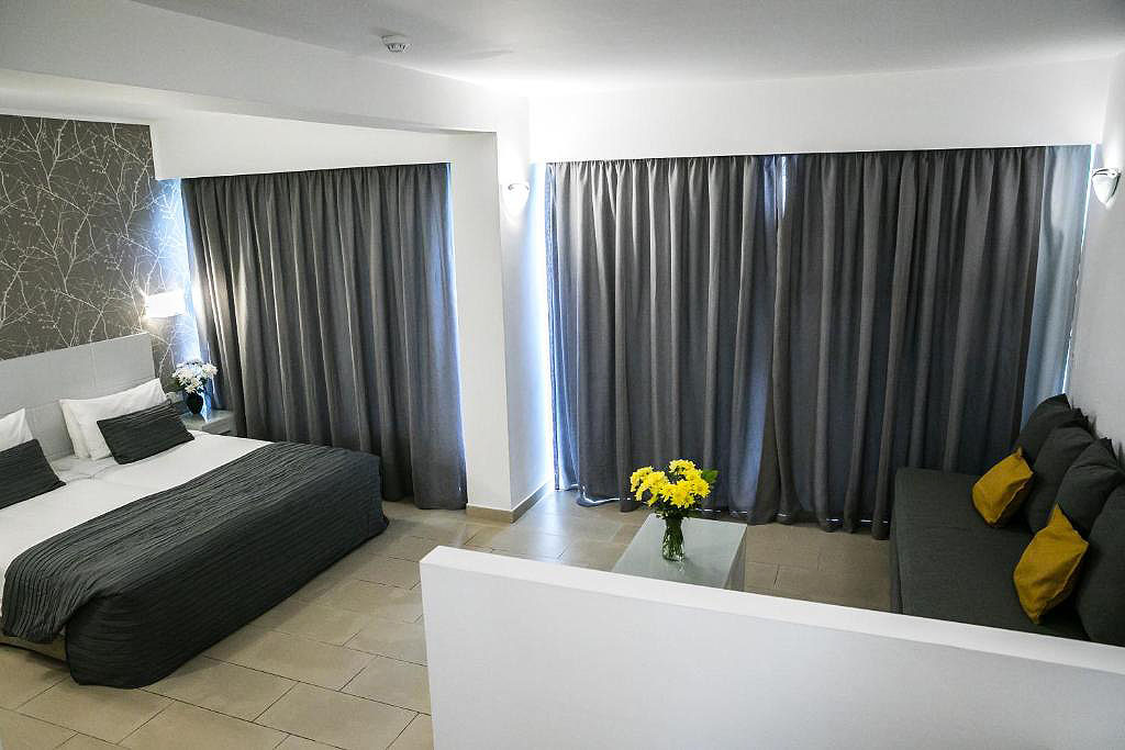 Junior Suite at Theo Sunset Bay Hotel