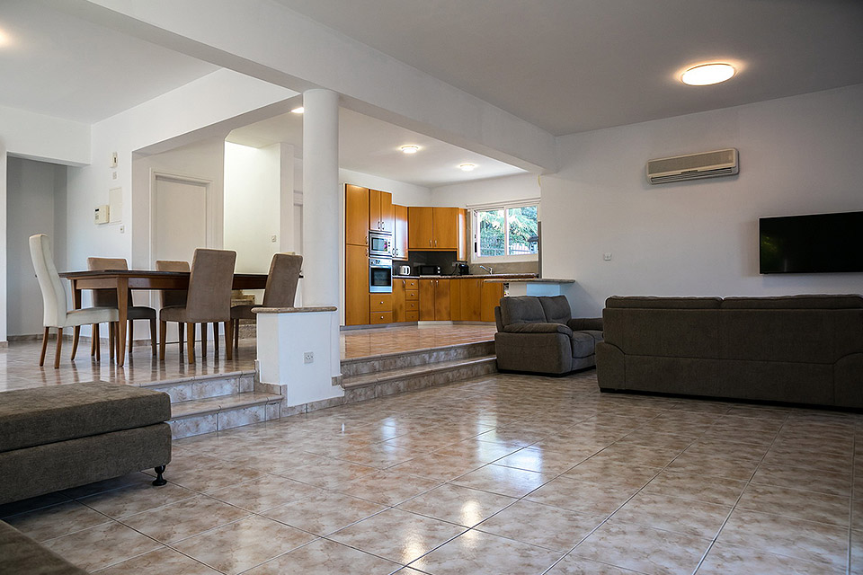 Theo Sunset Bay Villa for 10 persons in Coral Bay